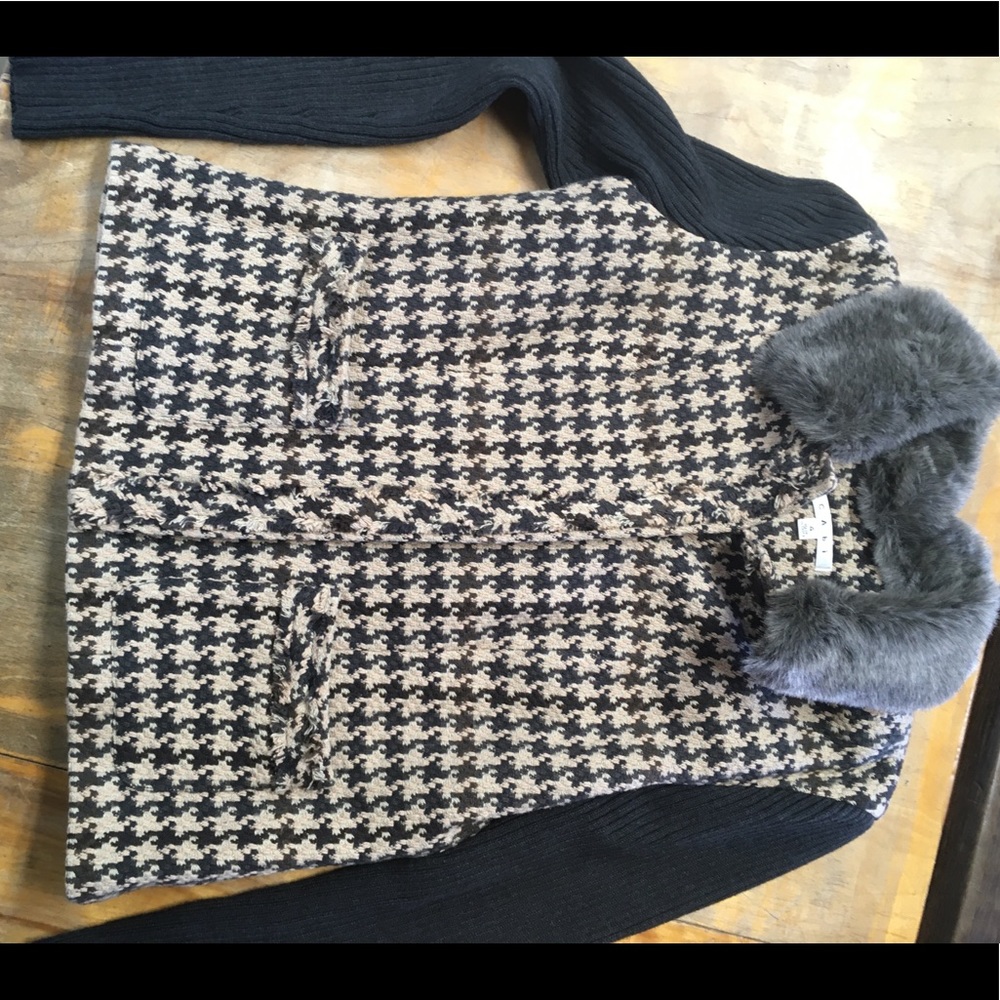 Cabi sweater/jacket with removable fur collar